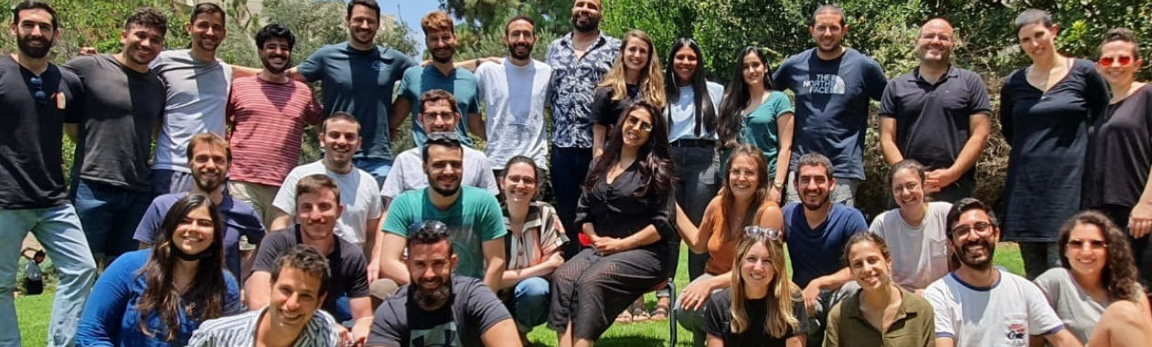 בוגרי קורס "ערבית בעברית" בירושלים, לומדים בערבית מהשיעור הראשון